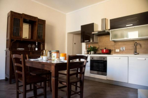 Retro Living Room Apartment (Anzio Centro)